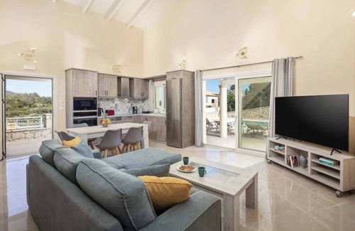 Dafnata Villa | Koufiotissa Private Pool Retreat - Corfu Lux Gem