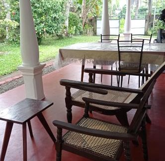 Ahangama House | Kouzi House