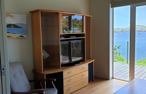 Tutukaka House | Kowharewa Beachfront Beauty