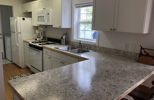 Maple City Cottage | "Kozy Nook" on the Sunset Side of Big Glen Lake