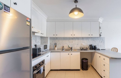 Birchgrove House | KozyGuru | Balmain | 2BTownhouse bridge view