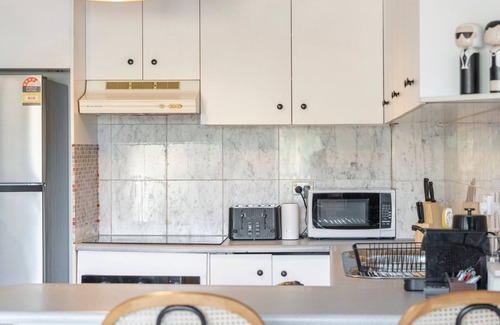 Birchgrove House | KozyGuru | Balmain | 2BTownhouse bridge view