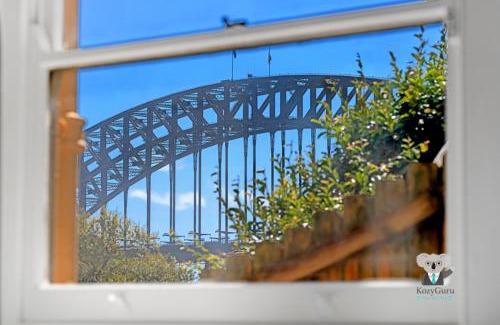 Kirribilli Apartment | KozyGuru | Kirribilli | Opera House View 2 Bed Apt