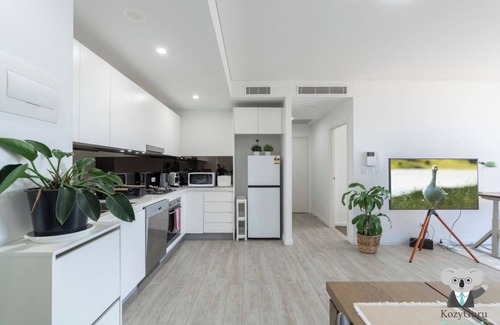 Rosebery Apartment | KozyGuru | Rosebery | Comfy Urban Escape + Parking