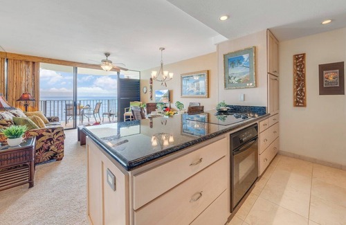 Kahana Condo | KR 221 BeachFront Condo w Ocean Views Pool BBQ
