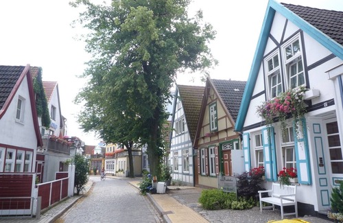 Warnemuende Apartment | Kreuzliner, 100m to the old river