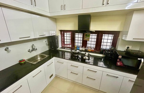 Chittilapilly House | Krishnakripa - Delightful 3-bedroom house with AC in Guruvayur