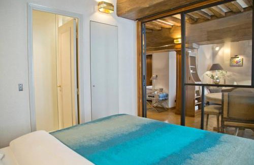 Quartier de la Monnaie Apartment | Kristine - Luxury 2BR Saint-Germain Notre-Dame