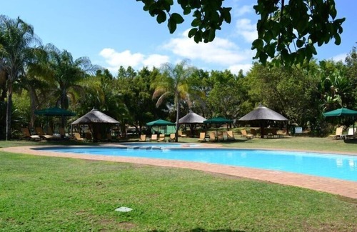 Hazyview Ski Chalet | Kruger Park Lodge - Golf Safari SA