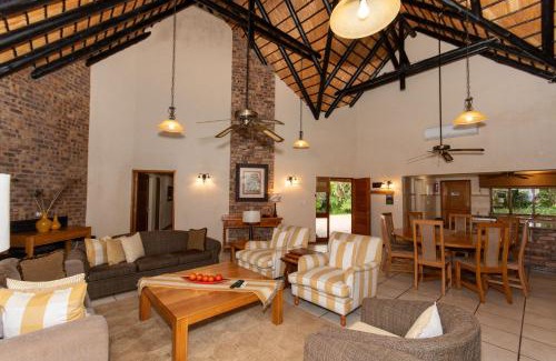 Hazyview Apartment | Kruger Park Lodge Unit No 441 with Private Pool