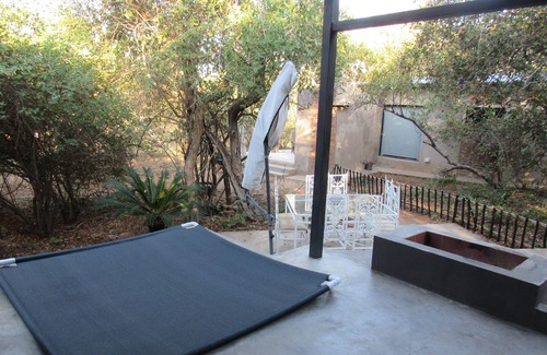 Marloth Park Ski Chalet | KRUGER WILD RETREAT - HYENA CHALET