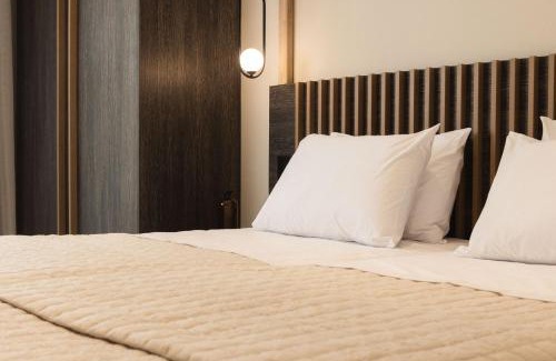 Psarou Apartment | krystalia's luxury studio1