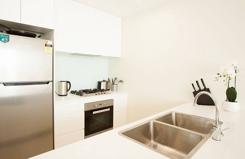 Crows Nest Apartment | KULA - Premium Two Bed Apartment