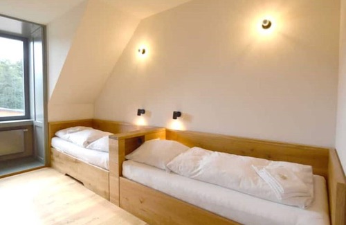 Altenkrempe Apartment | Kultur Gut Hasselburg Bernstein 4er Fewo