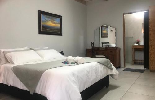 Durbanville House | Kunsvilla