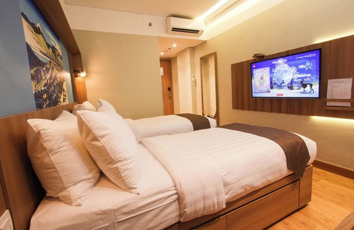 Kemang Hotel | Kuretakeso Kemang Hotel