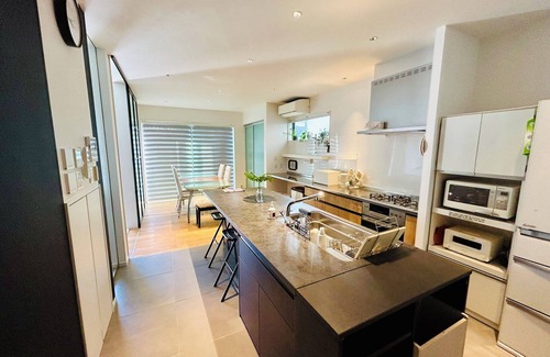 Hirakata House | Kuzuha House