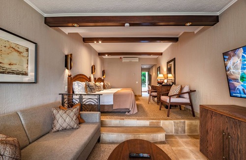 Pilanesberg National Park Cabin | Kwa Maritane Bush Lodge