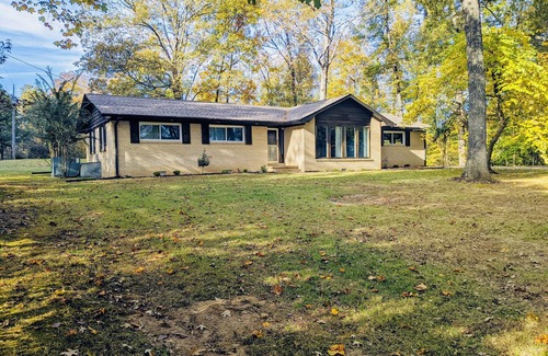 Buchanan House | KY Lake Area, Fully Remodeled, Boat Friendly!