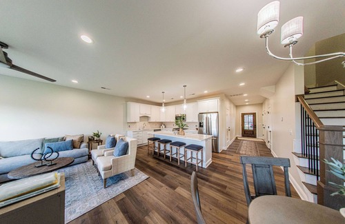 Grand Rivers Condo | KY Lake townhome in upscale community, minutes from dining & activities!