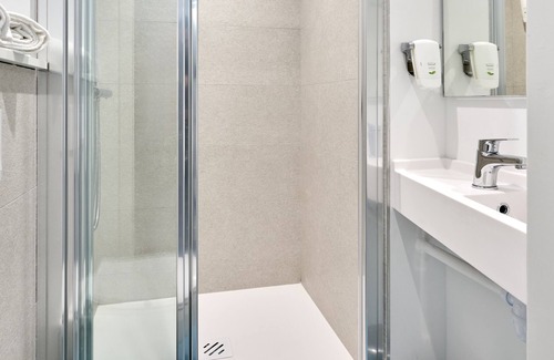 Varennes-Vauzelles Hotel | Kyriad Direct Nevers Nord Varennes Vauzelles