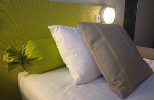 Vezin-le-Coquet Hotel | Kyriad Direct Rennes Ouest