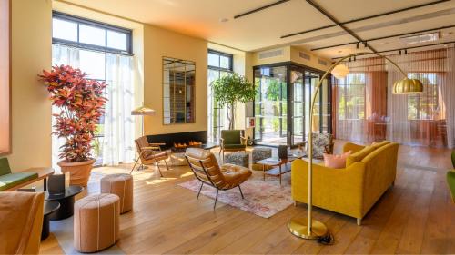 Compiegne Hotel | Kyriad Prestige Compiègne Hotel & Spa