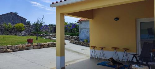 Alcobaca Bed & Breakfast | Kyrios Lounge Studio with use of private pool