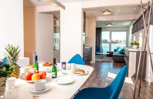 Neustadt in Holstein House | KYST 5410 Floating Home 1