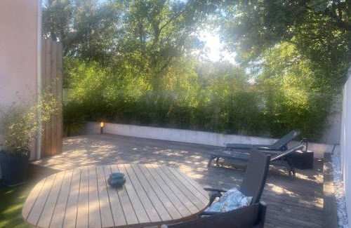 Brignoles Bed & Breakfast | Léchappée Belle