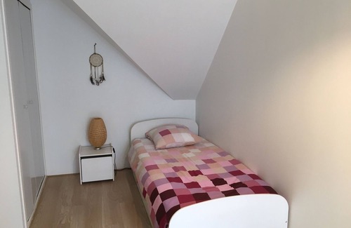 Artannes-sur-Indre House | Léonard gîte 6/8 people - Domaine des Clairaies