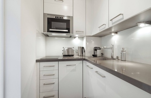 Keitum Apartment | Lüüvwai I - Sonnige Ferienwohnung im EG und Terrasse mit Südwestlage