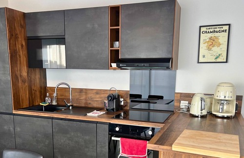 Laon Sud Apartment | L'Éclat Champenois - Gare/Arena