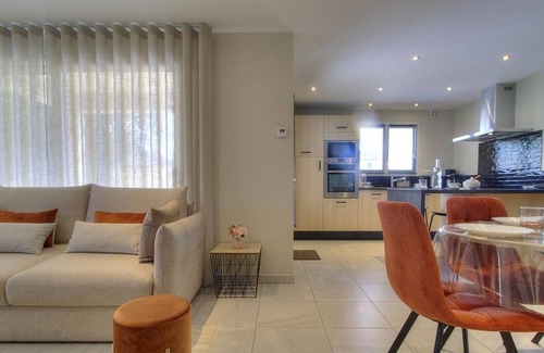 Saint-Denis-les-Bourg House | L'écrin de Moy - SAINT DENIS LES BOURG