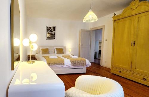 Plantieres Queuleu Apartment | L'écrin des confidences