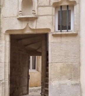 Dole Apartment | L'écrin des petits bonheurs