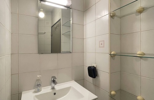 Port Marianne Apartment | L'étape : Studio Tout Équipé au Bord de L'eau