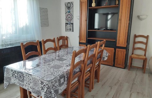 Sains House | L'étoile CarVal