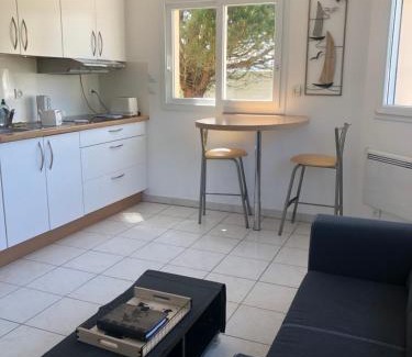 Ploudalmezeau Apartment | L’évidence