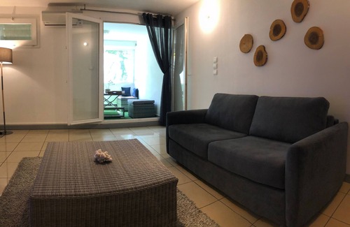 Cap Champagne Apartment | L'Abri- Côtier pleasant T2 150m from the beach