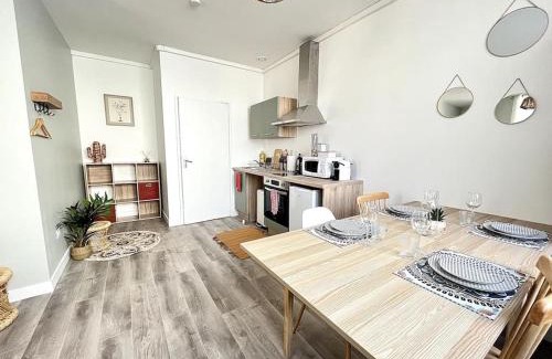 Romans-sur-Isere Apartment | L'Agate Verte - Romans