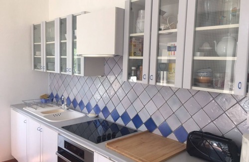 Cassis Apartment | L 'AIGUADE, an exceptional apartment on the rocks facing the lighthouse and the sea