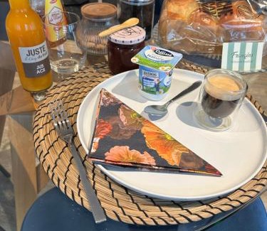 Clisson Apartment | L'alcôve Clisson-Love room- Gîte Romantique-SPA