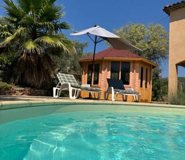 Salernes Bed & Breakfast | L' amandier