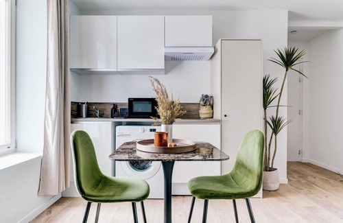 Glaciere - Montmein Apartment | L'Ambré - Magnifique studio - métro B + Hopital