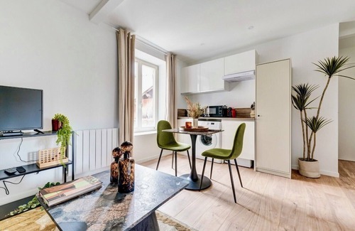 Glaciere - Montmein Apartment | L'Ambré - Magnifique studio - métro B + Hopital