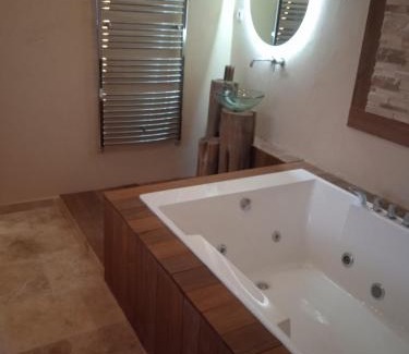 Quelmes Bed & Breakfast | L' AmbriFany