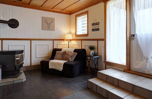 Sainte-Cecile-de-Whitton Ski Chalet | L'Amphora ♥ Lake Access + SPA ✸ Kayak & Sups ✦ Fire Pit