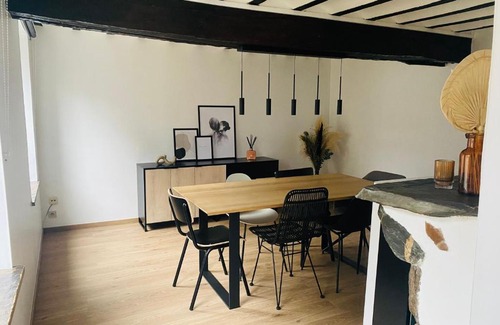 Stavelot House | L'antre du loup