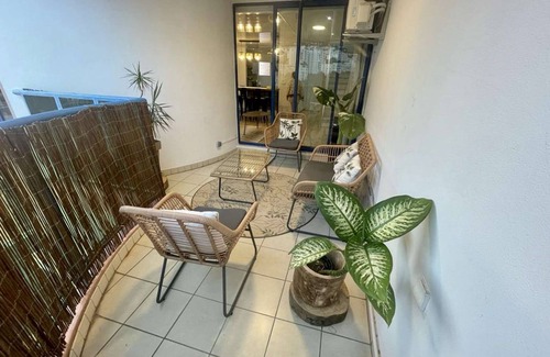 Sainte-Clotilde Apartment | L'appart dans les Nuages * Swimming pool * Panoramic views * Close to the airport